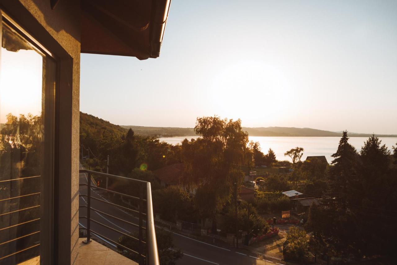 Aparthotel Horizont Dedine à Golubac Extérieur photo